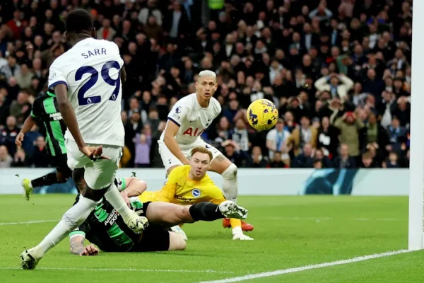 Tottenham busca embalo contra Brighton fora de casa pela Premier League