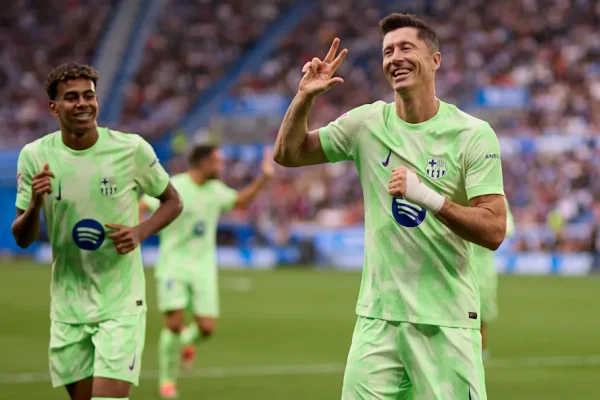 Barcelona lidera a LaLiga com números impressionantes e Lewandowski em grande fase
