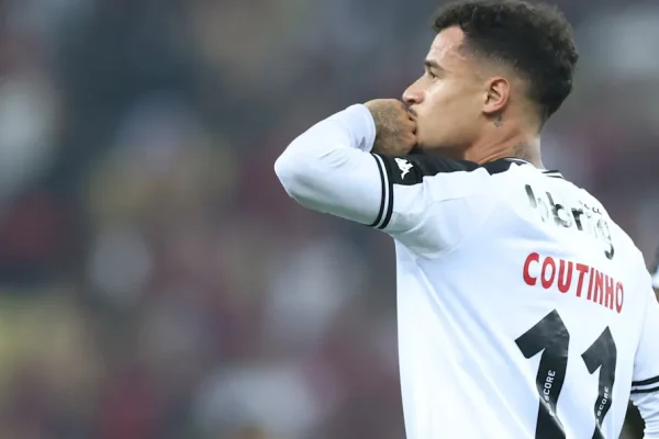 Coutinho e Payet juntos: solução ou desafio para o Vasco?