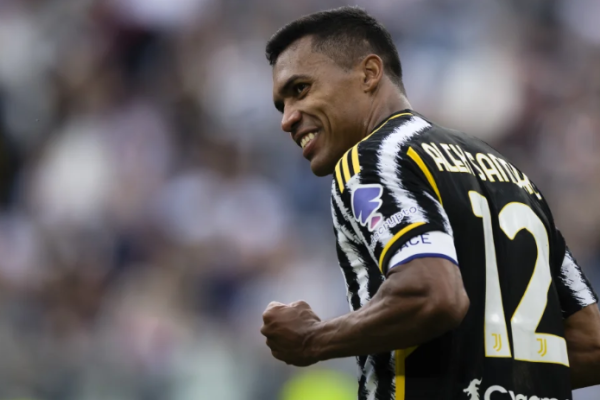 Flamengo acerta contratação de Alex Sandro para reforçar lateral-esquerda até 2026