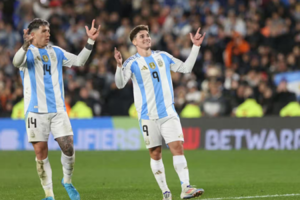 Argentina domina o Chile e consolida liderança nas Eliminatórias